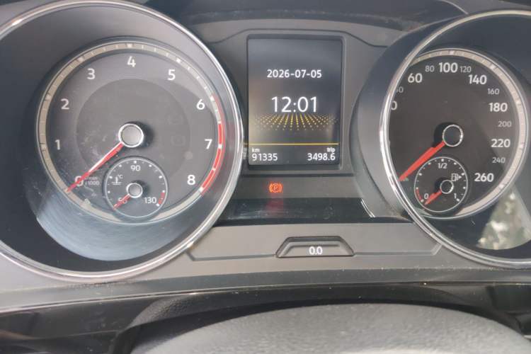Used Volkswagen Tiguan L 2018 380TSI Automatic All-Wheel Drive Luxury Edition Odometer Close Up