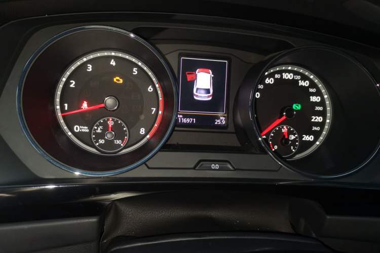 Used Volkswagen Tiguan L 2018 Revised 330TSI Automatic Two-Wheel Drive Flagship Edition Odometer Close Up