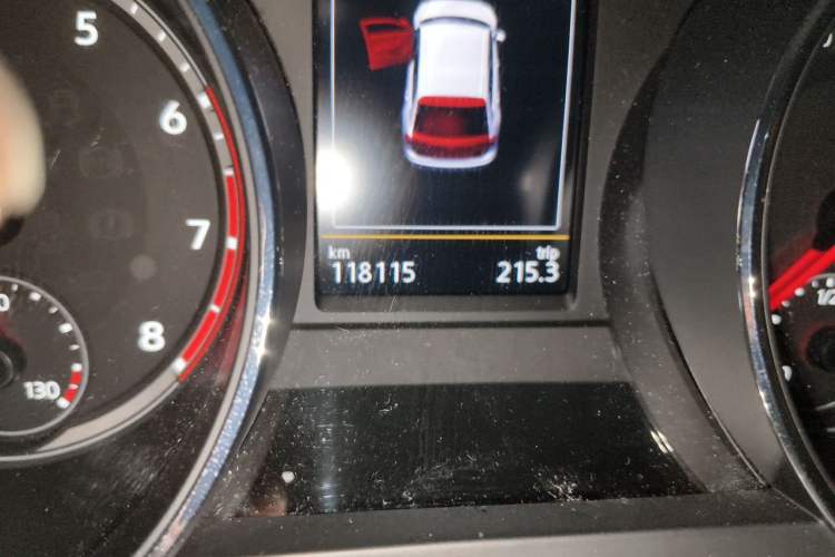 Used Volkswagen Tiguan L 2018 Revised 330TSI Automatic Two-Wheel Drive Flagship Edition Odometer Close Up