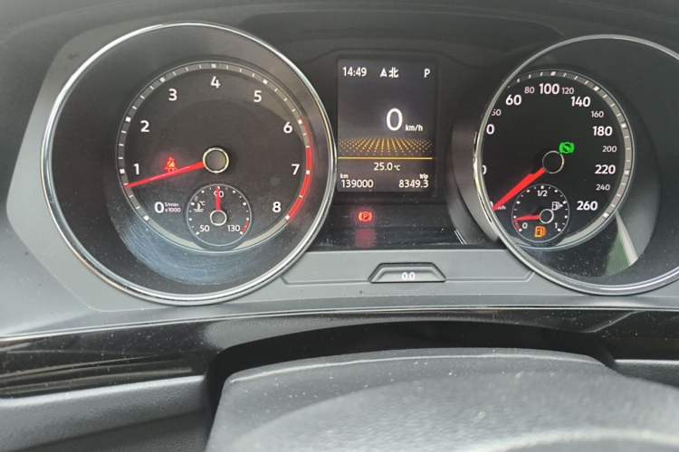 Used Volkswagen Tiguan L 2018 330TSI Automatic Two-Wheel Drive Comfort Edition Odometer Close Up