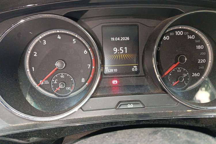 Used Volkswagen Tiguan L 2018 330TSI Automatic Two-Wheel Drive Luxury Edition Odometer Close Up