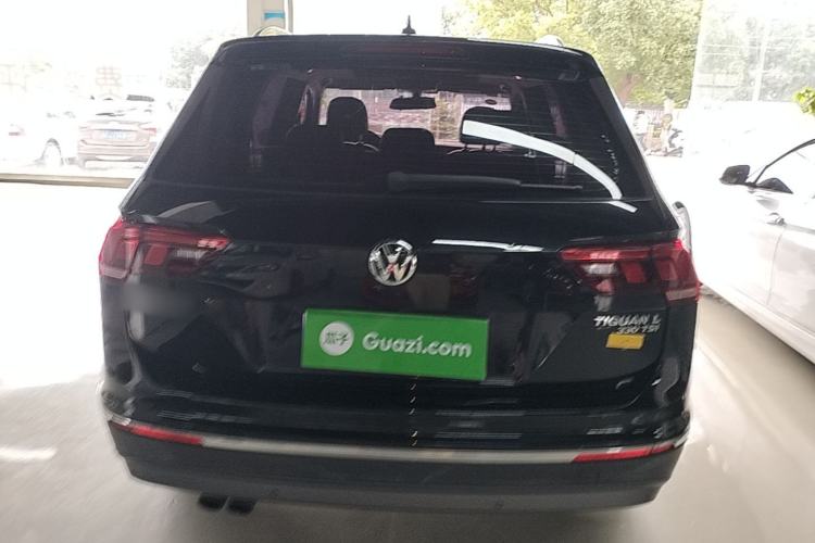 Used Volkswagen Tiguan L 2018 330TSI Automatic Two-Wheel Drive Luxury Edition Rear