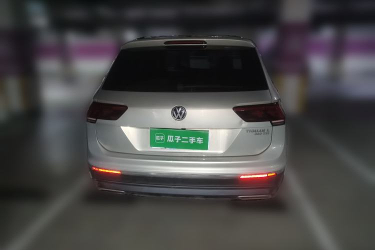 Used Volkswagen Tiguan L 2018 380TSI Automatic All-Wheel Drive Luxury Edition Rear