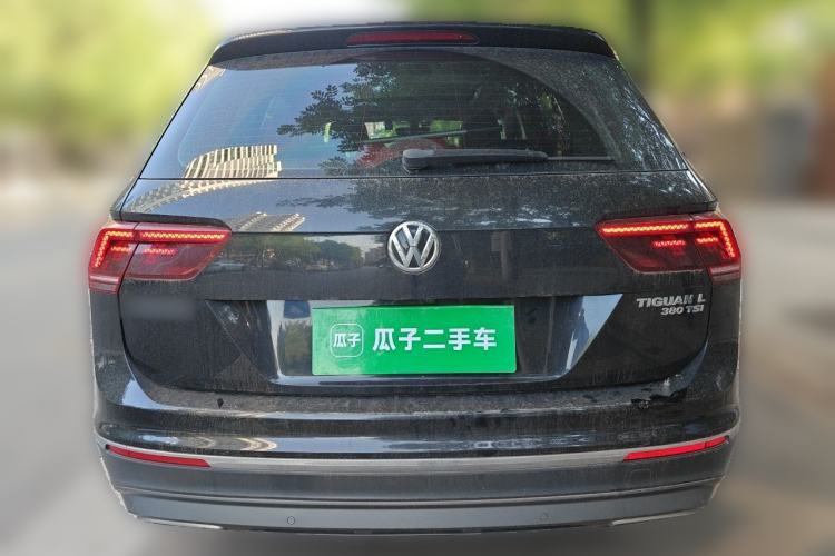 Used Volkswagen Tiguan L 2018 380TSI Automatic All-Wheel Drive Luxury Edition Rear