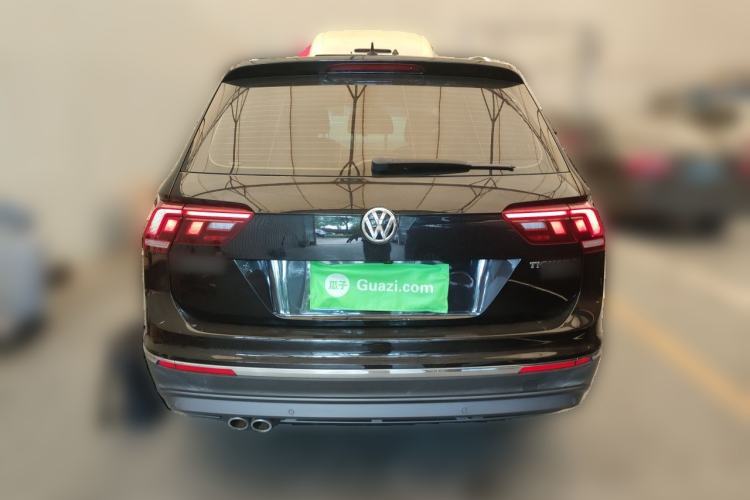 Used Volkswagen Tiguan L 2018 330TSI Automatic Two-Wheel Drive Luxury Edition Rear