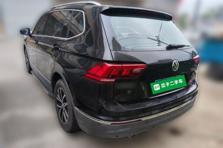 Used Volkswagen Tiguan L 2018 330TSI Automatic Two-Wheel Drive Luxury Edition Rear Left 45 Deg
