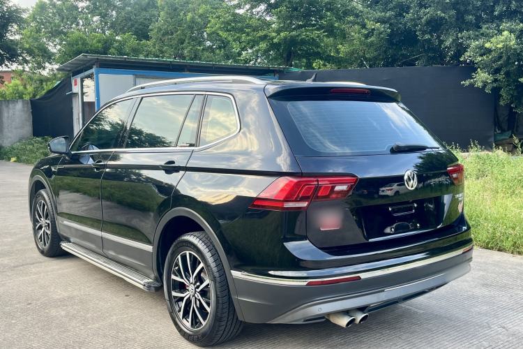 Used Volkswagen Tiguan L 2018 330TSI Automatic Two-Wheel Drive Comfort Edition Rear Left 45 Deg