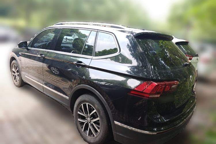 Used Volkswagen Tiguan L 2018 330TSI Automatic Two-Wheel Drive Luxury Edition Rear Left 45 Deg