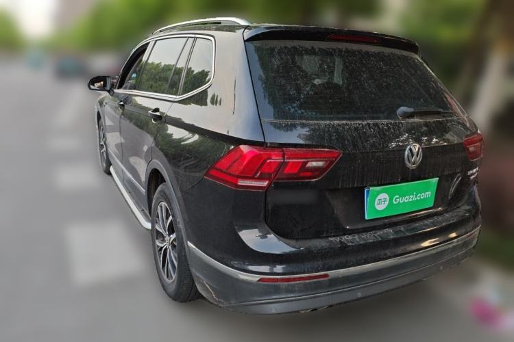 Used Volkswagen Tiguan L 2018 330TSI Automatic Two-Wheel Drive Luxury Edition Rear Left 45 Deg