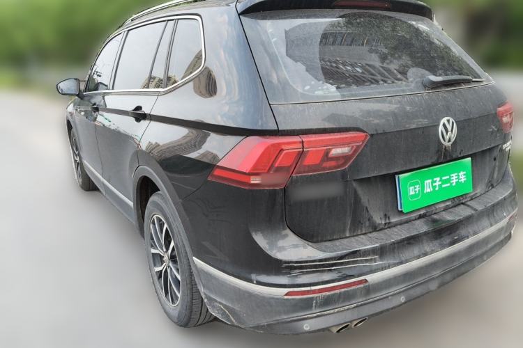 Used Volkswagen Tiguan L 2018 330TSI Automatic Two-Wheel Drive Luxury Edition Rear Left 45 Deg