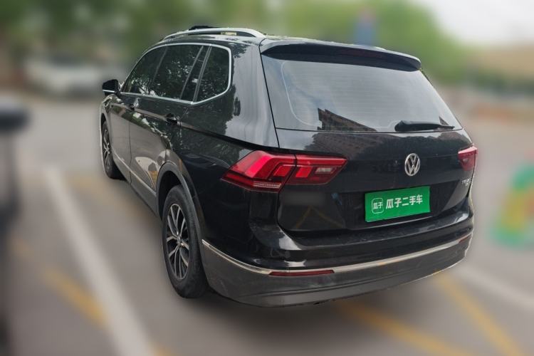 Used Volkswagen Tiguan L 2018 330TSI Automatic Two-Wheel Drive Luxury Edition Rear Left 45 Deg