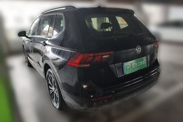 Used Volkswagen Tiguan L 2018 Revised Version 330TSI Automatic Two-Wheel Drive Trendy Edition Rear Left 45 Deg