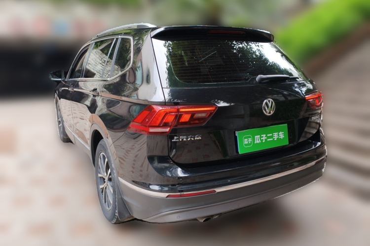 Used Volkswagen Tiguan L 2018 330TSI Automatic Two-Wheel Drive Luxury Edition Rear Left 45 Deg