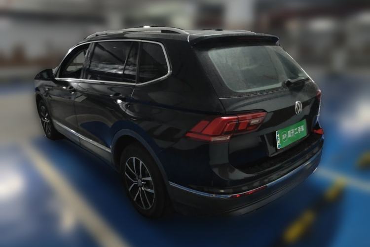 Used Volkswagen Tiguan L 2018 330TSI Automatic Two-Wheel Drive Luxury Edition Rear Left 45 Deg