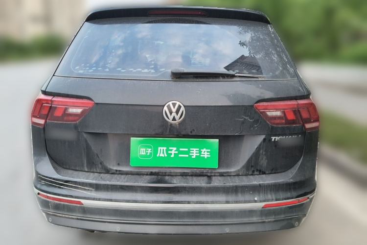 Used Volkswagen Tiguan L 2018 330TSI Automatic Two-Wheel Drive Luxury Edition Rear