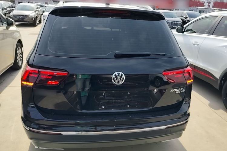 Used Volkswagen Tiguan L 2018 380TSI Automatic All-Wheel Drive Luxury Edition Rear