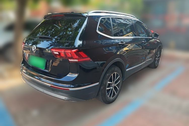 Used Volkswagen Tiguan L 2018 Facelift 330TSI Automatic Two-Wheel Drive Luxury Edition Rear Right 45 Deg