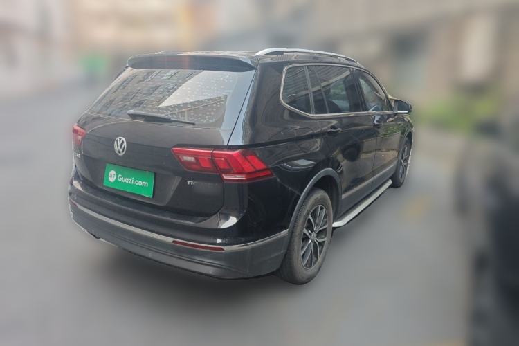 Used Volkswagen Tiguan L 2018 Facelift 330TSI Automatic Two-Wheel Drive Luxury Edition Rear Right 45 Deg