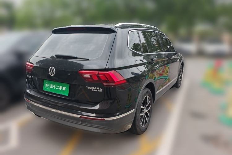 Used Volkswagen Tiguan L 2018 330TSI Automatic Two-Wheel Drive Luxury Edition Rear Right 45 Deg