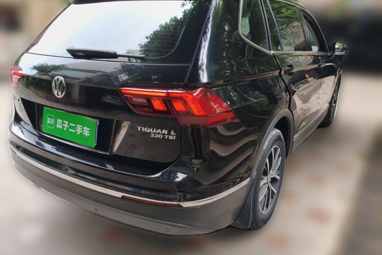 Used Volkswagen Tiguan L 2018 330TSI Automatic Two-Wheel Drive Luxury Edition Rear Right 45 Deg