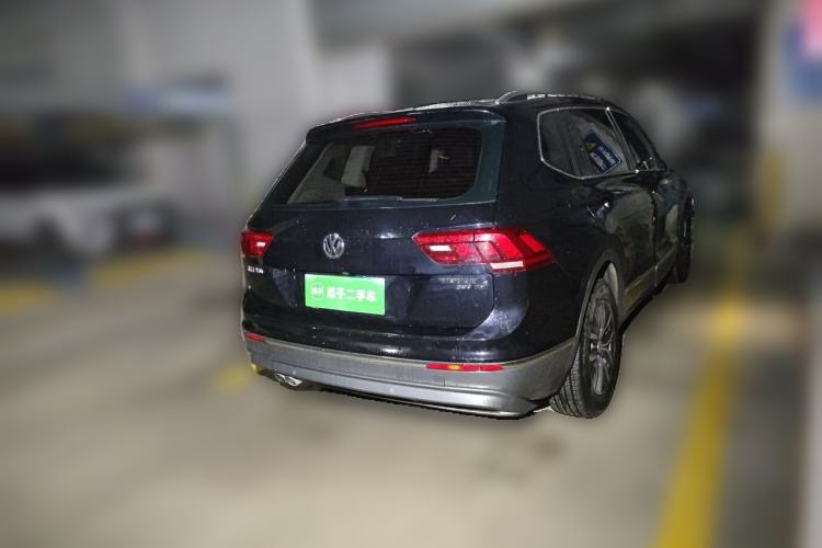 Used Volkswagen Tiguan L 2018 Facelift 330TSI Automatic Two-Wheel Drive Luxury Edition Rear Right 45 Deg