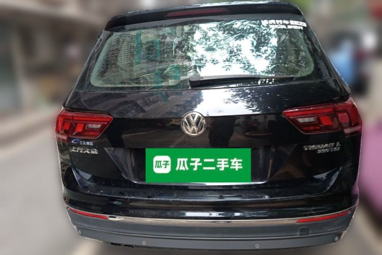 Used Volkswagen Tiguan L 2018 330TSI Automatic Two-Wheel Drive Luxury Edition Rear