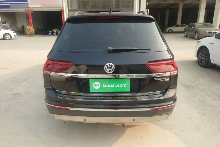 Used Volkswagen Tiguan L 2018 380TSI Automatic All-Wheel Drive Luxury Edition Rear