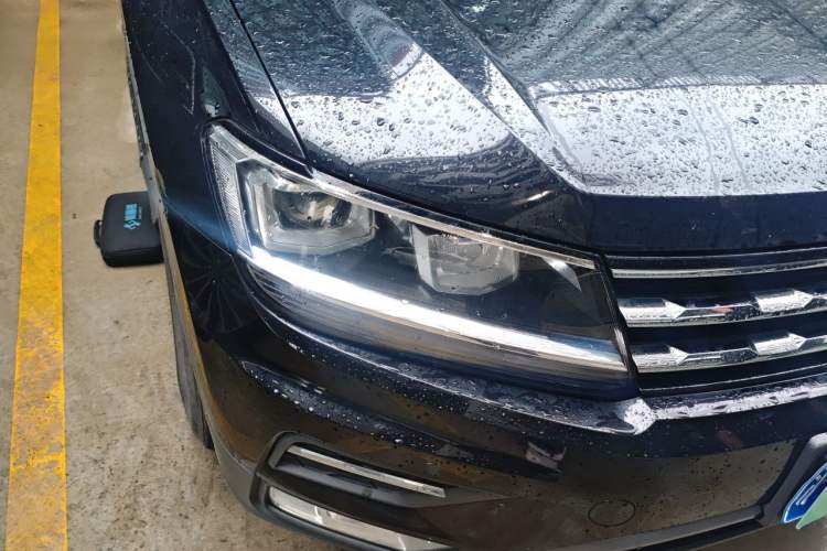 Used Volkswagen Tiguan L 2018 330TSI Automatic Two-Wheel Drive Luxury Edition Right Front Headlight