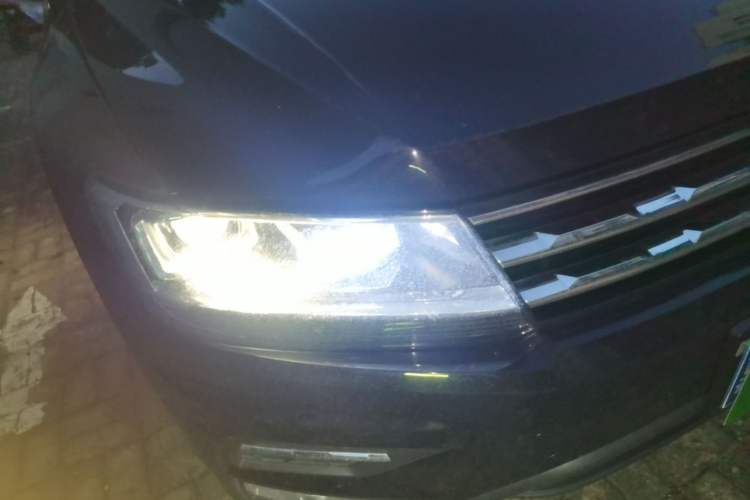 Used Volkswagen Tiguan L 2018 330TSI Automatic Two-Wheel Drive Luxury Edition Right Front Headlight