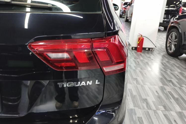 Used Volkswagen Tiguan L 2018 280TSI Automatic Two-Wheel Drive Comfort Edition Right Rear Taillight
