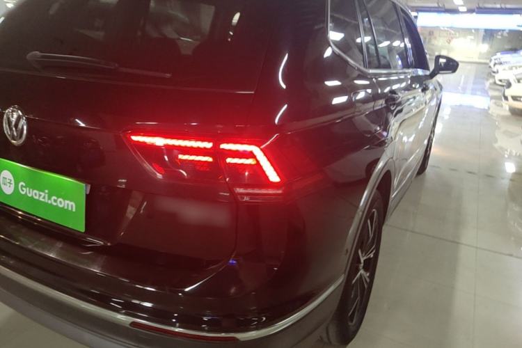 Used Volkswagen Tiguan L 2018 330TSI Automatic Two-Wheel Drive Flagship Edition Right Rear Taillight