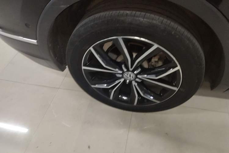 Used Volkswagen Tiguan L 2018 330TSI Automatic Two-Wheel Drive Flagship Edition Right Rear Wheel Hub
