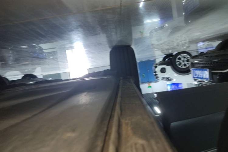 Used Volkswagen Tiguan L 2018 330TSI Automatic Two-Wheel Drive Flagship Edition Right Side Sill