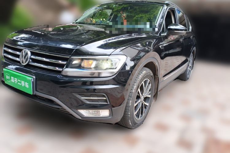 Used Volkswagen Tiguan L 2018 330TSI Automatic Two-Wheel Drive Luxury Edition Guazi used car, China used car export, Used car for sale, Used  cars, Cheapest cars for sale