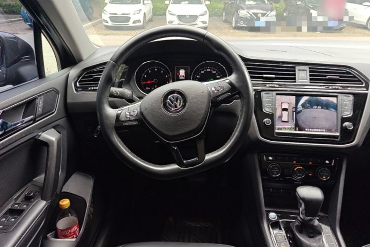 Used Volkswagen Tiguan L 2018 330TSI Automatic Two-Wheel Drive Luxury Edition Steering Wheel