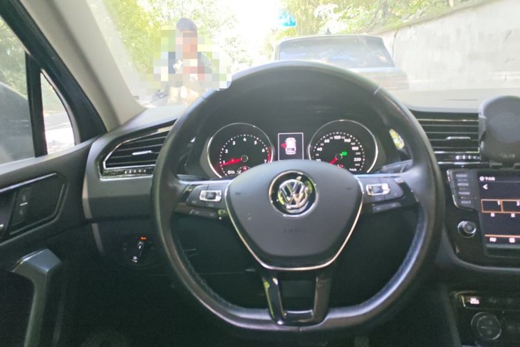 Used Volkswagen Tiguan L 2018 330TSI Automatic Two-Wheel Drive Flagship Edition Steering Wheel