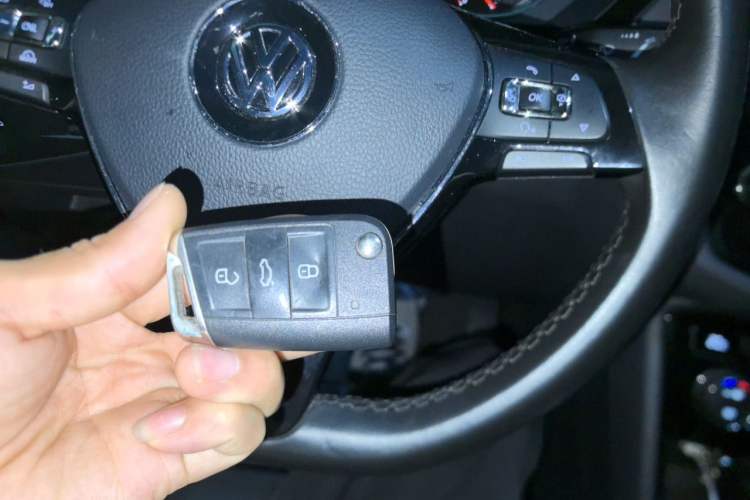Used Volkswagen Tiguan L 2018 330TSI Automatic Two-Wheel Drive Comfort Edition Vehicle Key