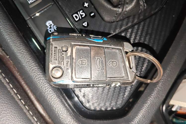 Used Volkswagen Tiguan L 2018 380TSI Automatic All-Wheel Drive Luxury Edition Vehicle Key