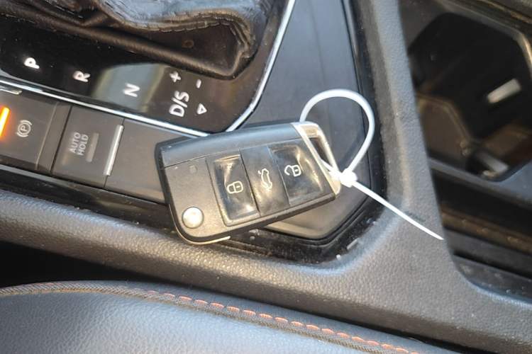 Used Volkswagen Tiguan L 2018 Revised 330TSI Automatic Two-Wheel Drive Flagship Edition Vehicle Key