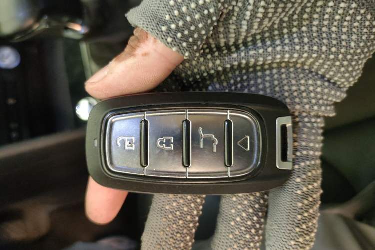 Used Volkswagen Tiguan L 2018 330TSI Automatic Two-Wheel Drive Luxury Edition Vehicle Key