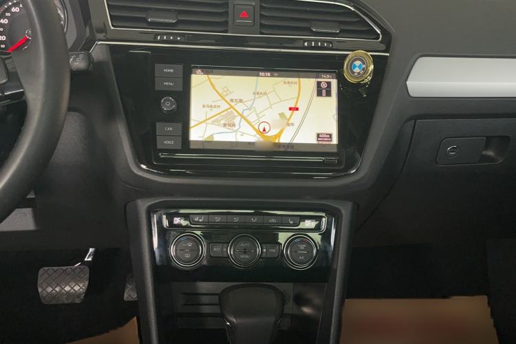 Used Volkswagen Tiguan L 2018 Facelift 330TSI Automatic Two-Wheel Drive Luxury Edition Audio And AC Panel