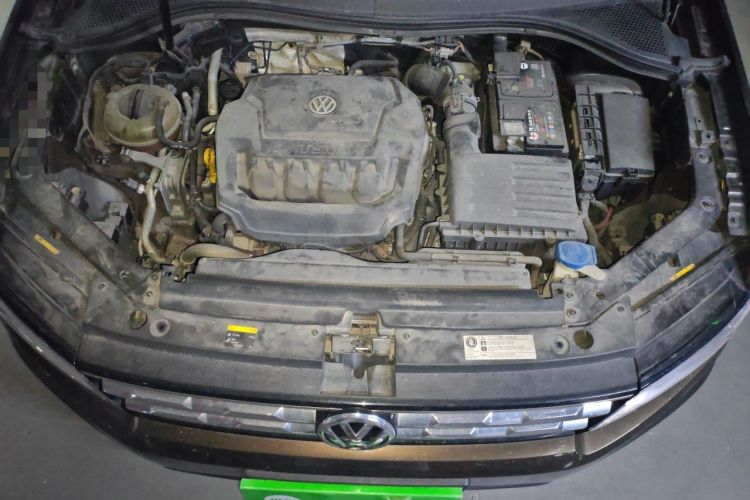 Used Volkswagen Tiguan L 2018 330TSI Automatic Two-Wheel Drive Luxury Edition Engine Bay