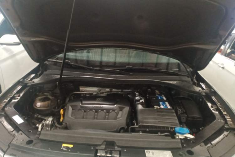 Used Volkswagen Tiguan L 2018 330TSI Automatic Two-Wheel Drive Flagship Edition Engine Bay