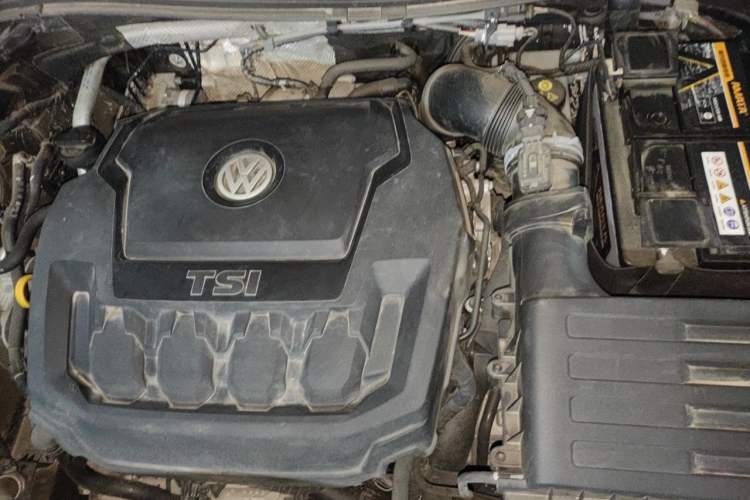 Used Volkswagen Tiguan L 2018 Facelift 330TSI Automatic Two-Wheel Drive Luxury Edition Engine Bay
