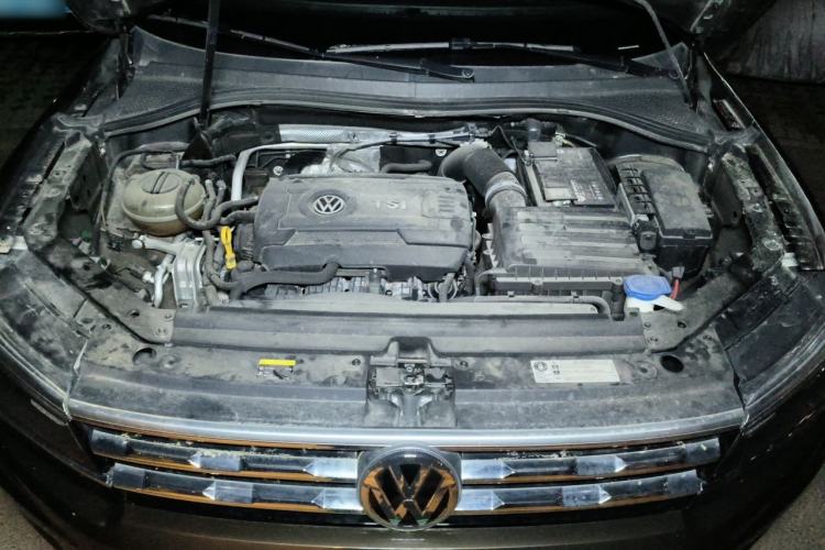 Used Volkswagen Tiguan L 2018 380TSI Automatic All-Wheel Drive Flagship Edition Engine Bay