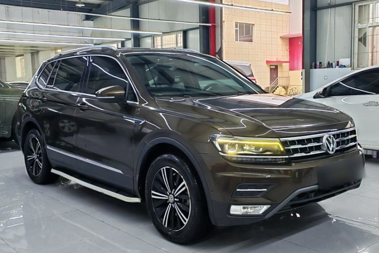 Used Volkswagen Tiguan L 2018 330TSI Automatic Two-Wheel Drive Flagship Edition Exterior 2
