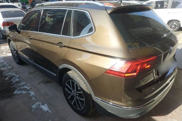 Used Volkswagen Tiguan L 2018 330TSI Automatic Two-Wheel Drive Luxury Edition Exterior 2
