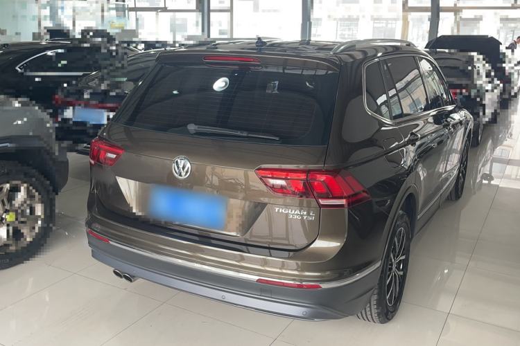Used Volkswagen Tiguan L 2018 Facelift 330TSI Automatic Two-Wheel Drive Luxury Edition Exterior 3
