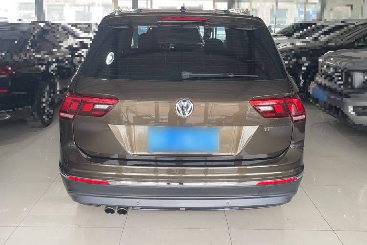Used Volkswagen Tiguan L 2018 Facelift 330TSI Automatic Two-Wheel Drive Luxury Edition Exterior 4