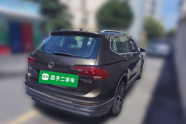 Used Volkswagen Tiguan L 2018 330TSI Automatic Two-Wheel Drive Comfort Edition Exterior 5